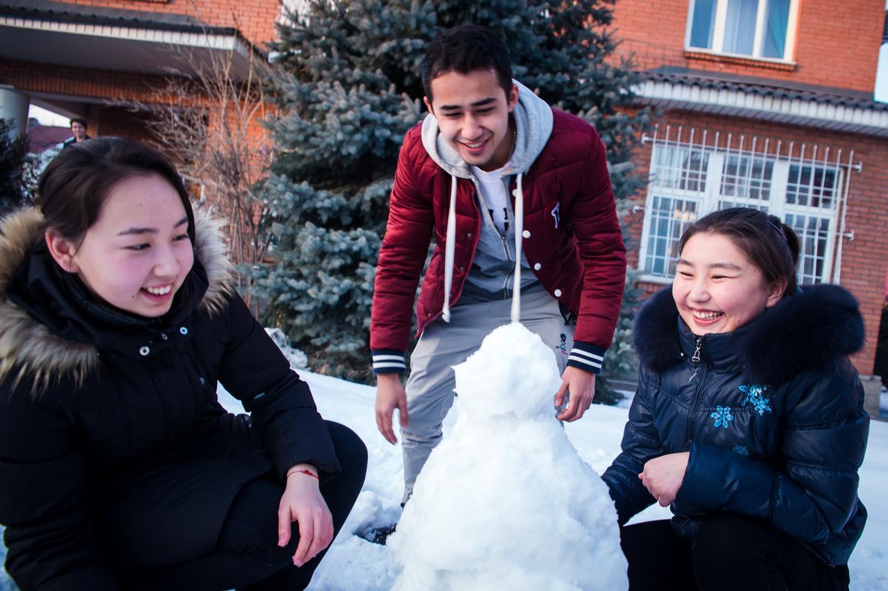 Interhouse Almaty Hostel Exterior photo